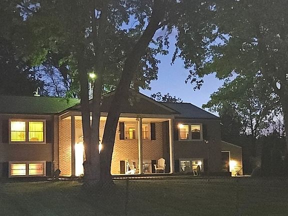 4th image of 24804 S Oak Ln