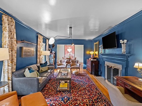 4th image of 233 Chiswick Rd