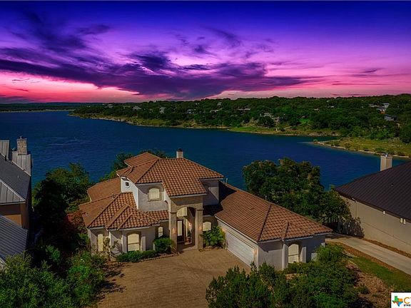 4th image of 558 Oak Shores Dr