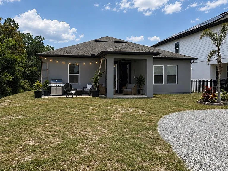 453 Archway Pl — Photo 16