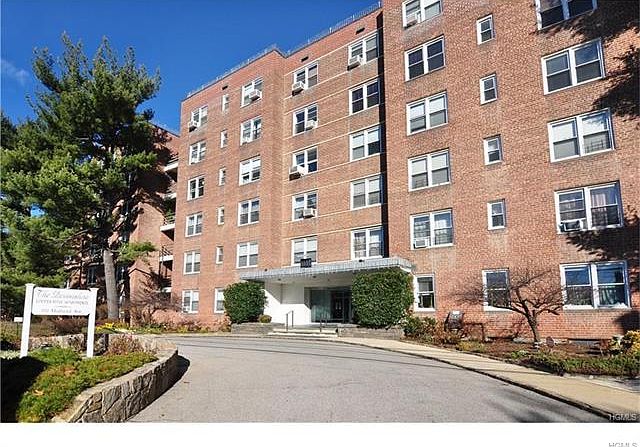1st image of 1111 Midland Ave APT 1A