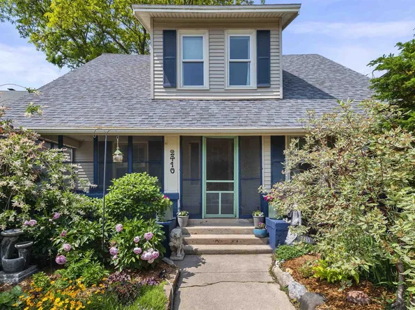 2410 Center Avenue, Madison, WI 53704