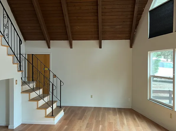 1506 Murietta Dr, South Lake Tahoe, CA 96150