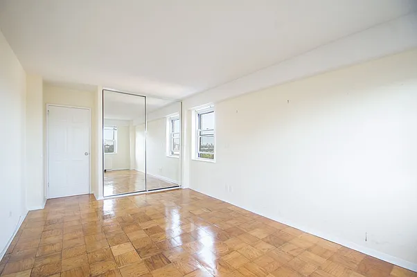 Rented by Rhona Realty | media 5