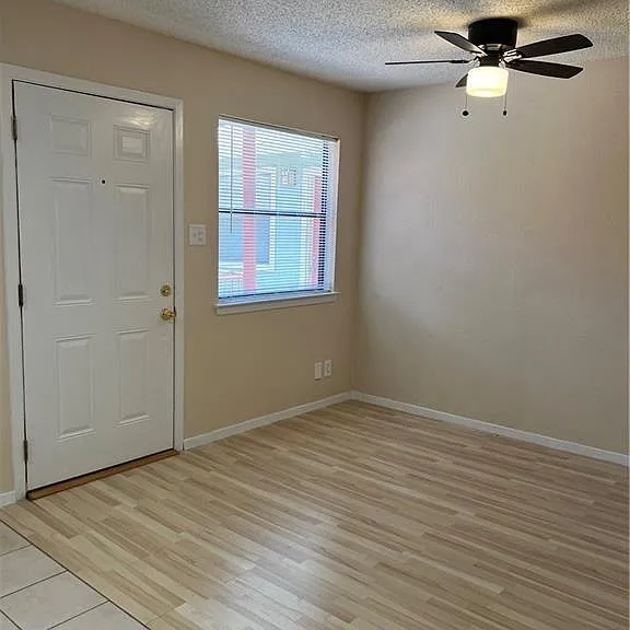 4405 Avenue A #20 — Photo 1