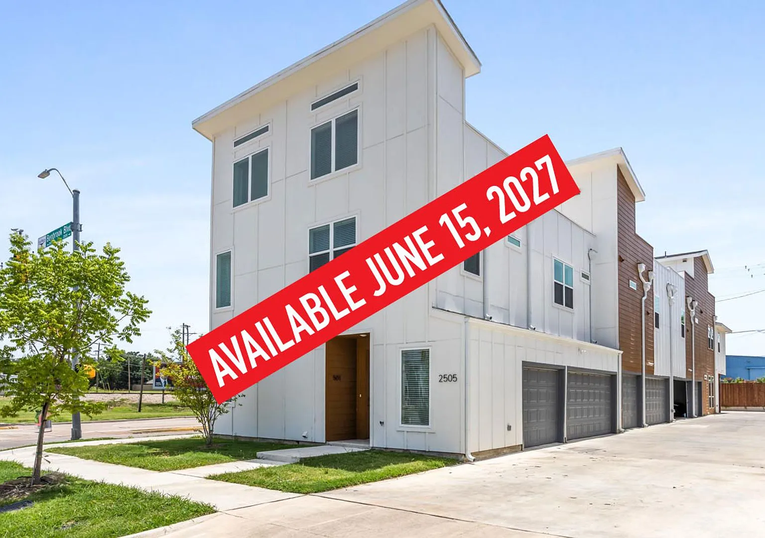 Benbrook 2505 - Unit 503 — Photo 1