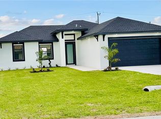 1009 NE 9th St, Cape Coral, FL 33909