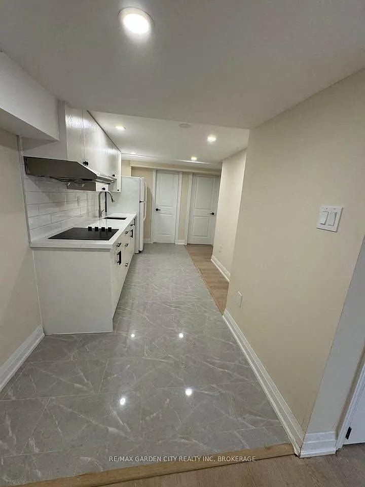 1 bed, $1,599 — Photo 3