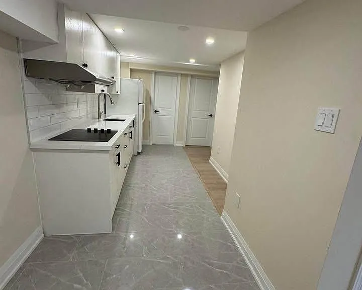 60 Wakelin Ter #2B — Photo 3
