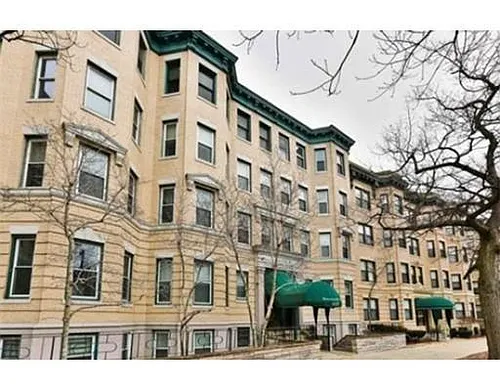 1409 Commonwealth Ave #204 Photo 1