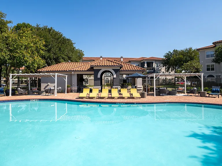 Stunning Swimming Pool with Sundeck