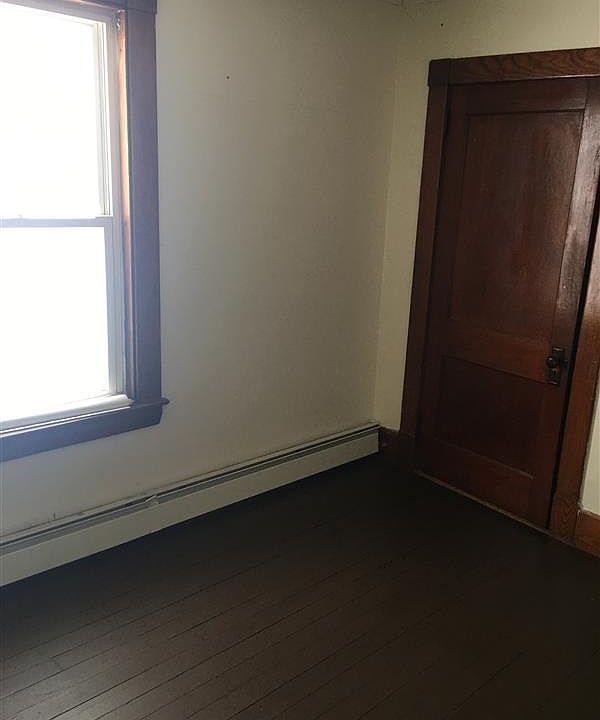 121 Rumford Ave Rumford, ME, 04276 Apartments for Rent Zillow