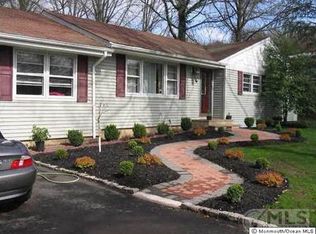 5 Ridge Rd, Morganville, NJ 07751