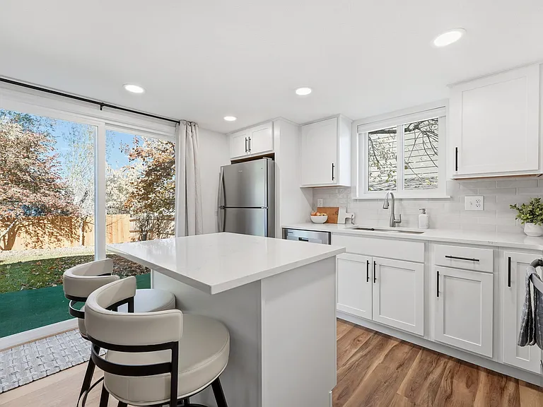 11833 W Marlowe Pl — Photo 20
