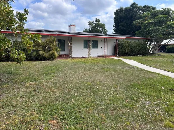 1708 York Ct, Fort Pierce, FL 34982