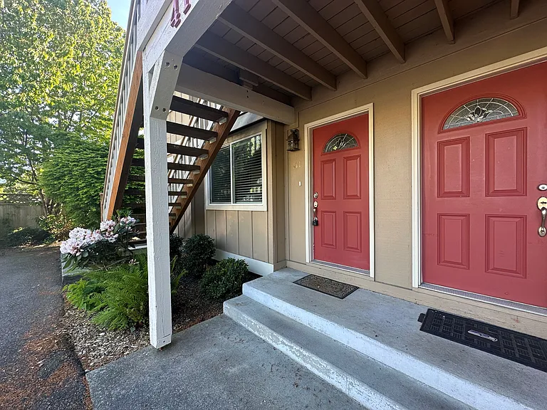 415 Healy Ave S #111-1 — Photo 2
