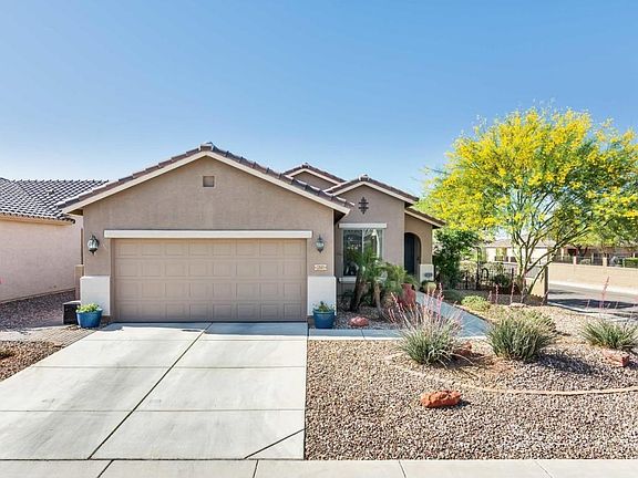 22603 W Loma Linda Blvd-large-002-14-Fro