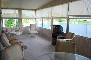 1st image of 354 NE Jade Cir