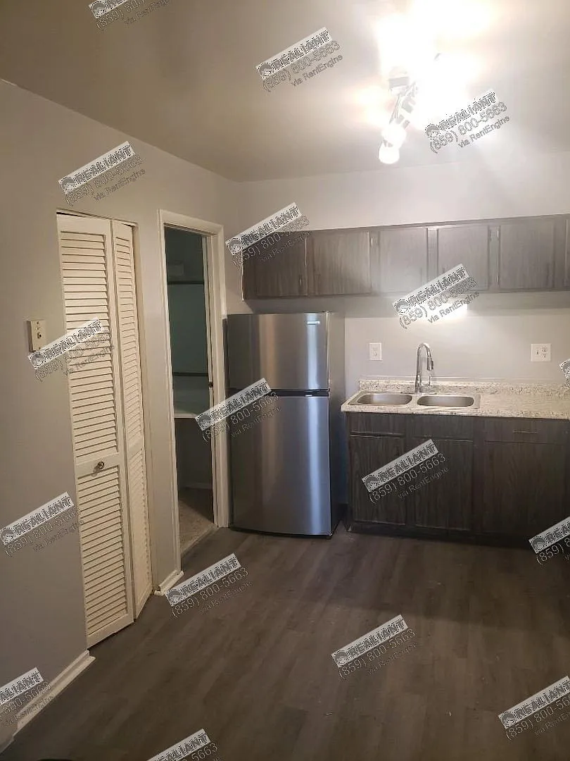 1 bed, 1.0 bath, $1,095 — Photo 3