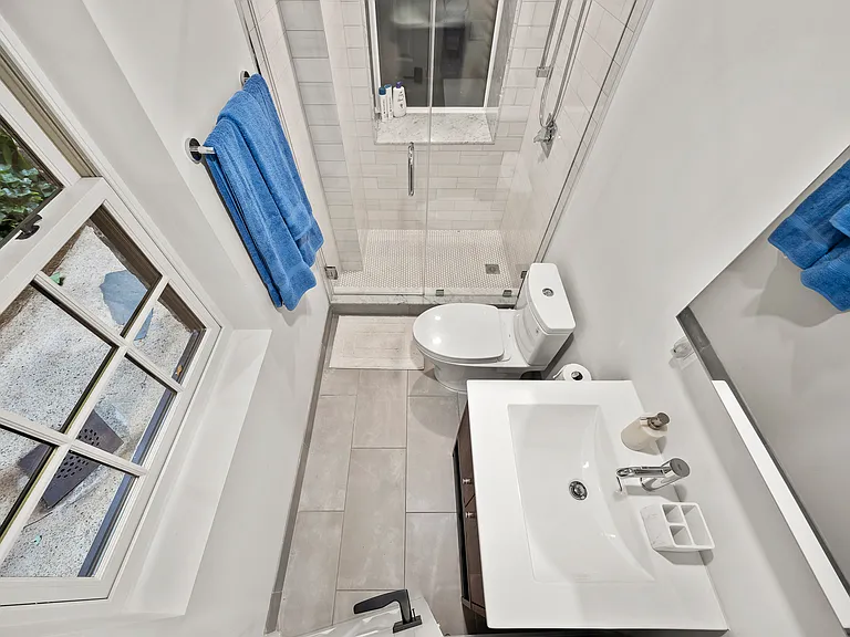 197 W Houston St #Townhouse 1 — Photo 17