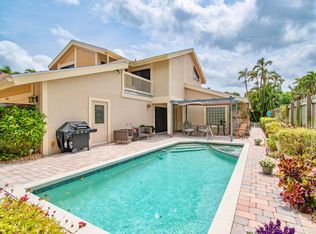 7634 Sierra Dr W, Boca Raton, FL 33433