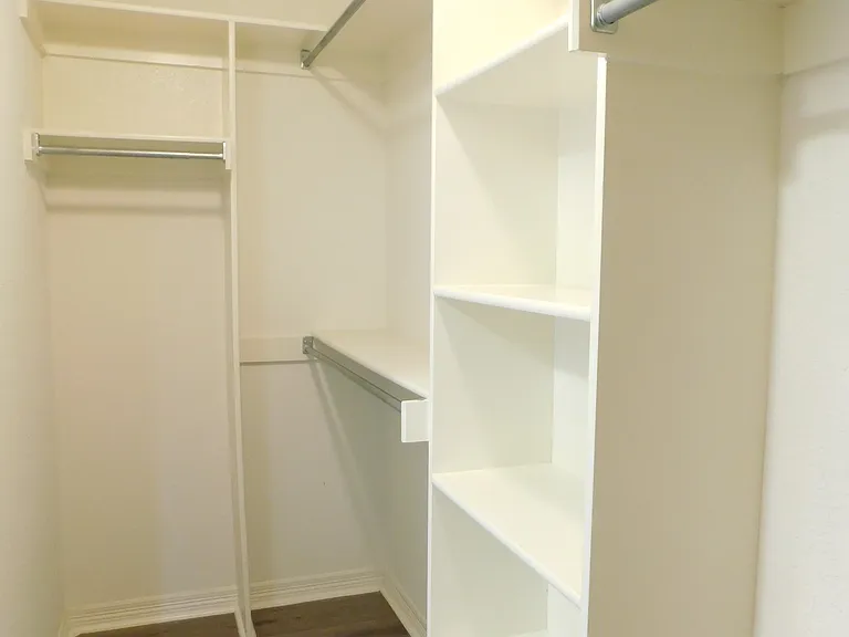 2529 John Dr — Photo 16