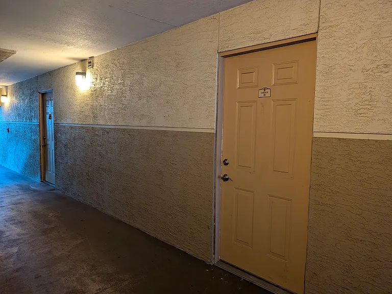 831 Camargo Way #112 — Photo 3
