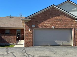 49225 Brodie Ct, Macomb, MI