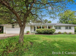 1576 Hendrick Rd, Muskegon, MI 49441