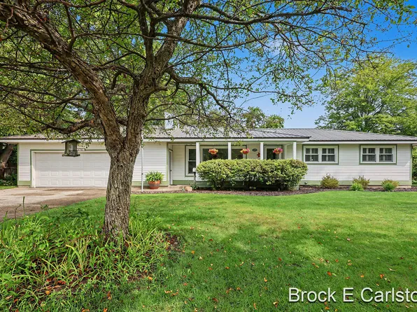 1576 Hendrick Rd, Muskegon, MI 49441