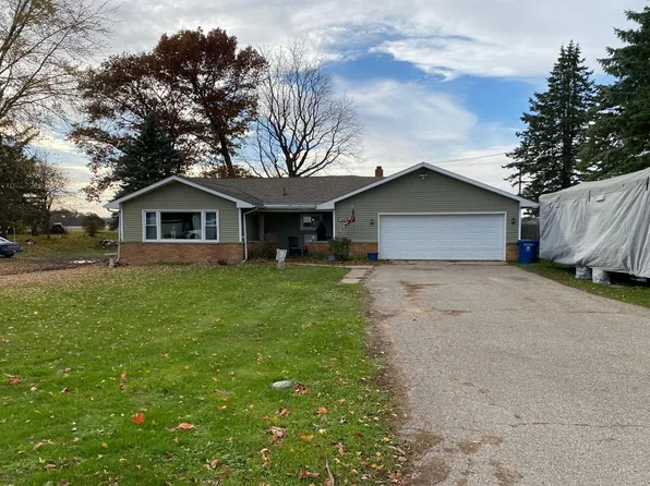 1520 10th St, Martin, MI 49070