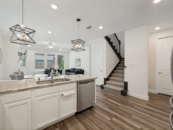 2328 Willow Garden Dr, Little Elm, TX 75068