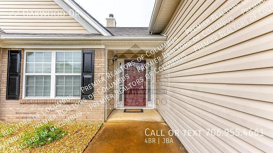 4 bed, 2400 sqft, $1,950 — Photo 3