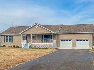 111 Fox Crossing Dr, Roxboro, NC 27574