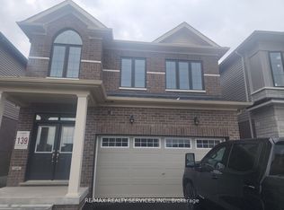 69 Durham Ave, Barrie, ON L9J0L5