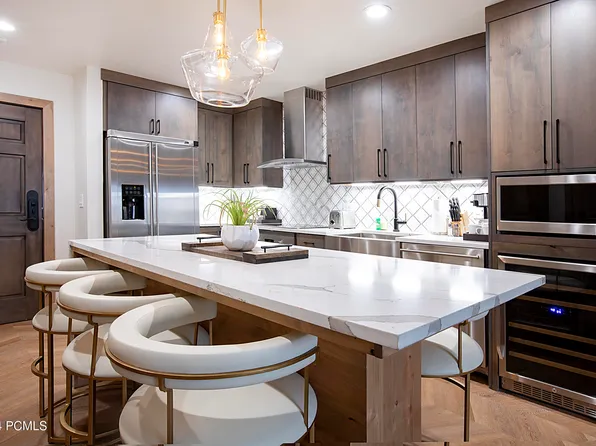 3000 Canyons Resort Dr #4703A, Coalville, UT 84098