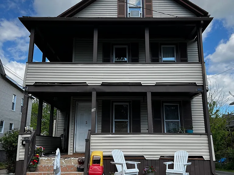 39 Holmes Ave #2 — Photo 1