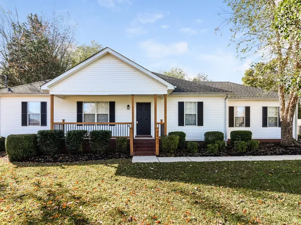 2403 Sawmill St, Murfreesboro, TN 37128