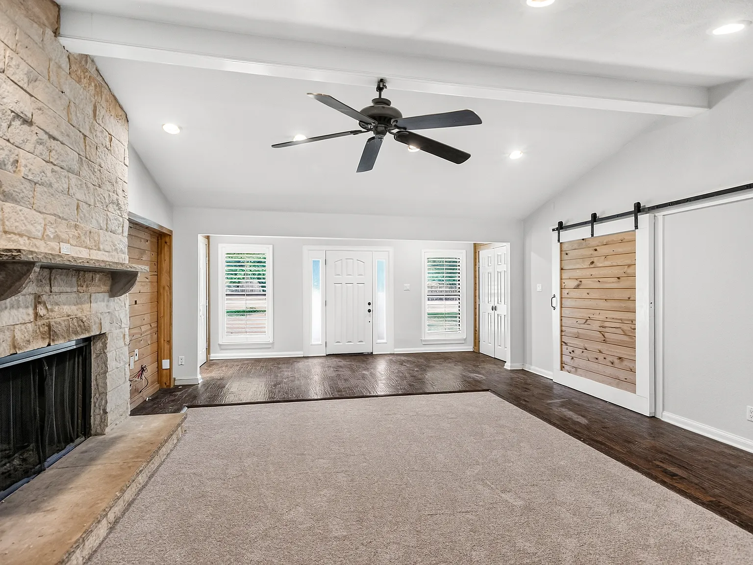 4 bed, 2460 sqft, $3,500 — Photo 4