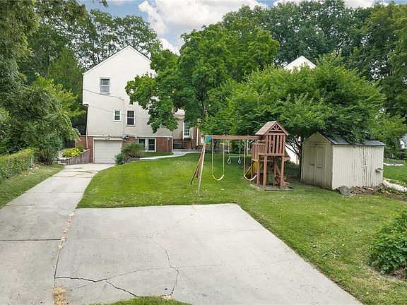 5th image of 2004 Ashland Ave