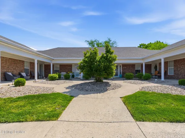 8631 Applegate Village Dr, Louisville, KY 40219