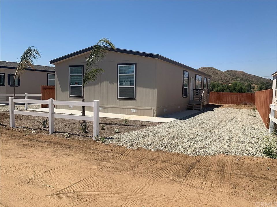 1st image of 24852 Kagel St