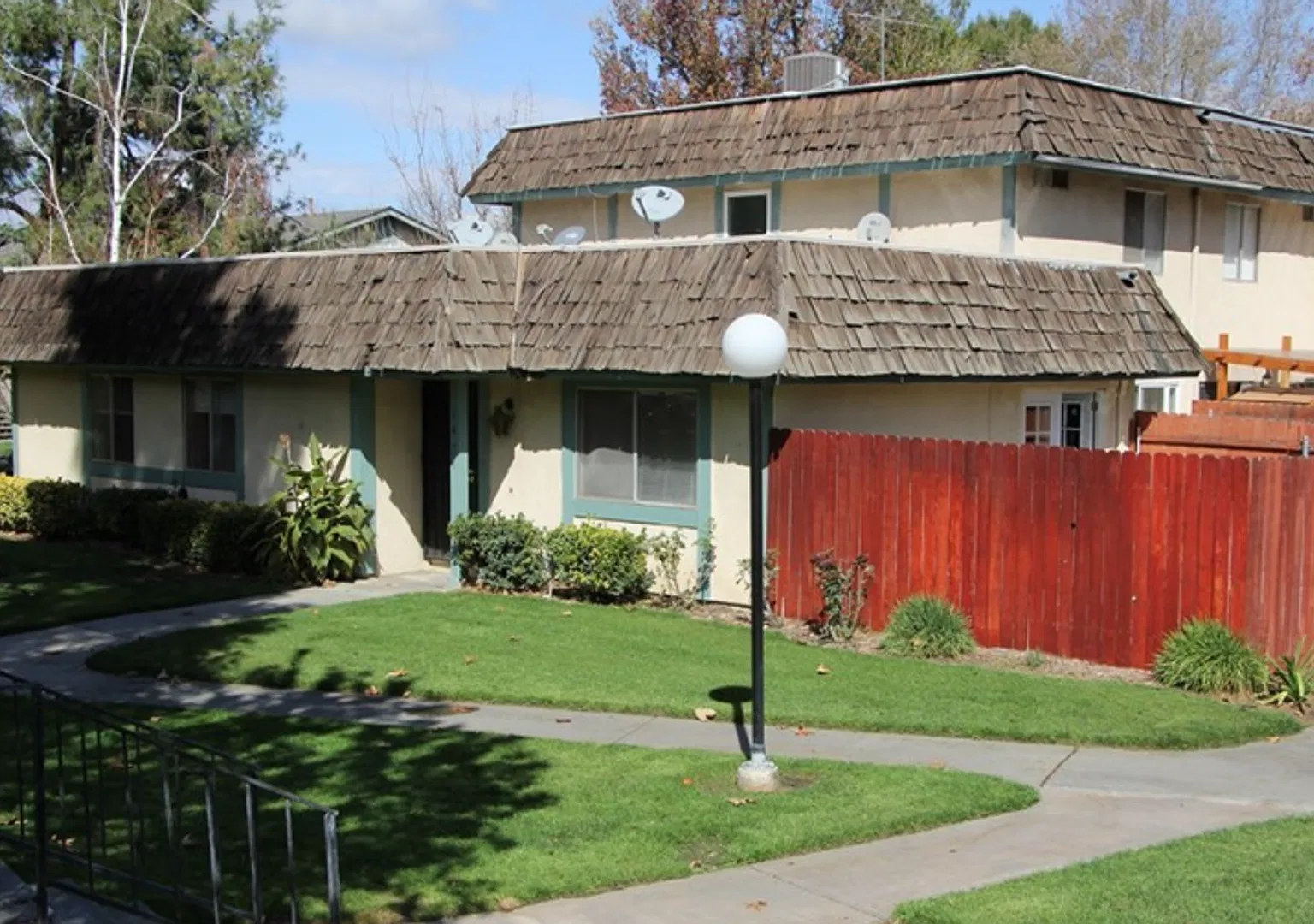 3 bedroom / 2 bathroom / 2-car Garage / Gated Community / only $2,475/month — Photo 1