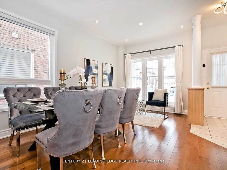 40 Kentley St — Photo 2