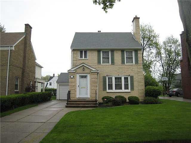 1st image of 29 Saint Johns Ave