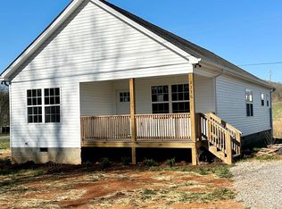 2236 Sullivan Knowles Rd, Sparta, TN 38583