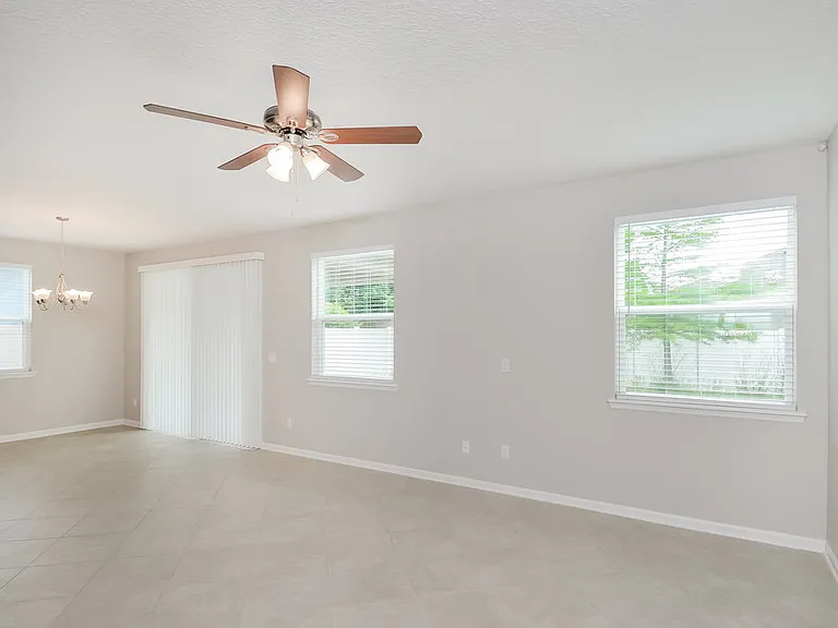7046 Crispin Cove Dr — Photo 4