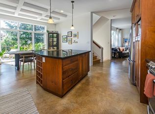5784 167th St, Surrey, BC V3S 9T4