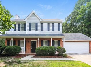 8129 Vermilion Dr, Charlotte, NC 28215