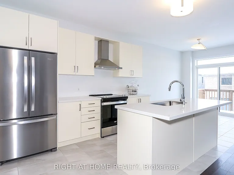 18 Periwinkle Rd — Photo 9